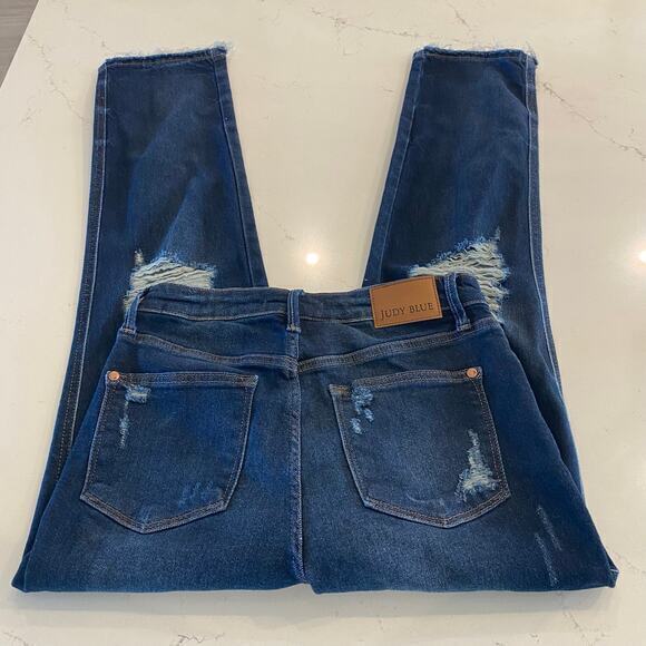 Judy Blue Straight Fit Distressed Jeans Size 3/26 - Picture 4 of 10